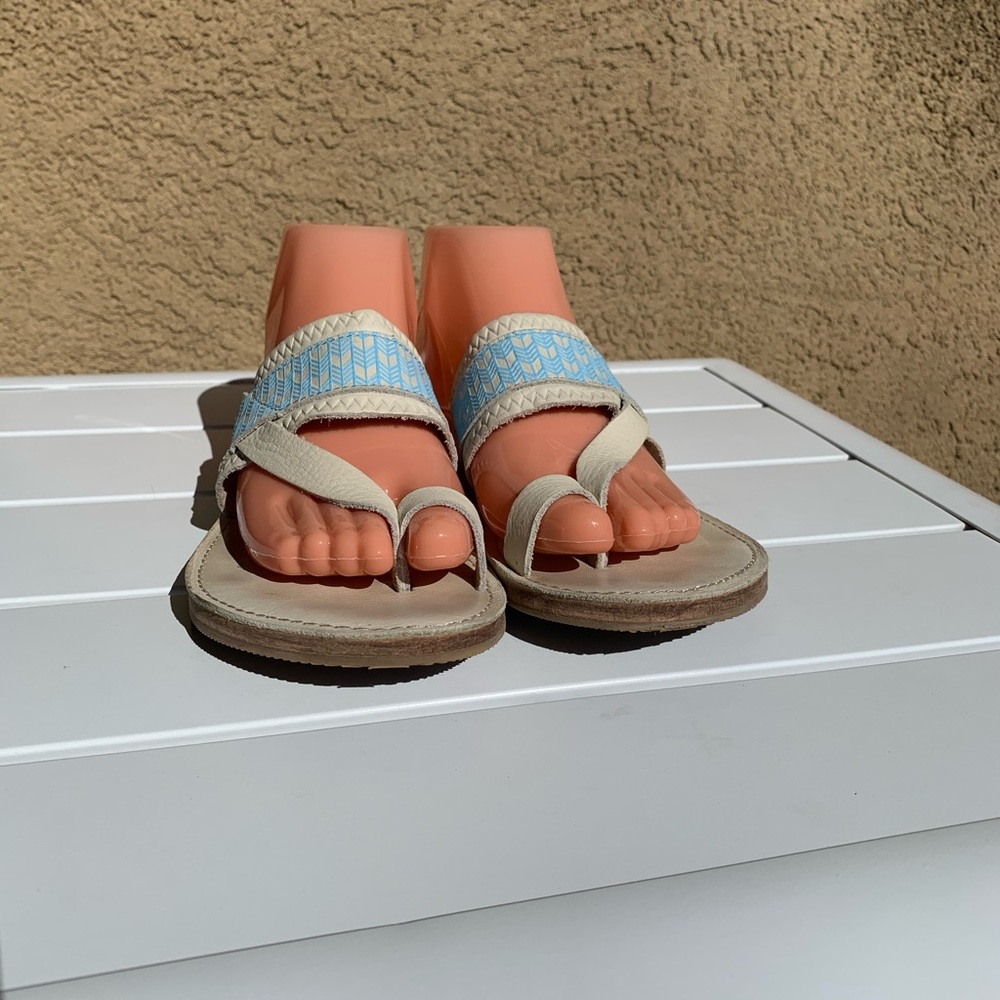 Toms Isabela white cream and blue leather flip flops 8 - Picture 3 of 10